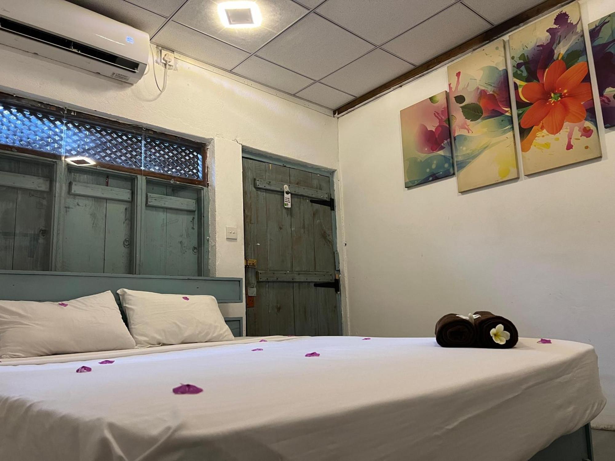 Albergue Cactus Arugambay Arugam Bay Exterior foto