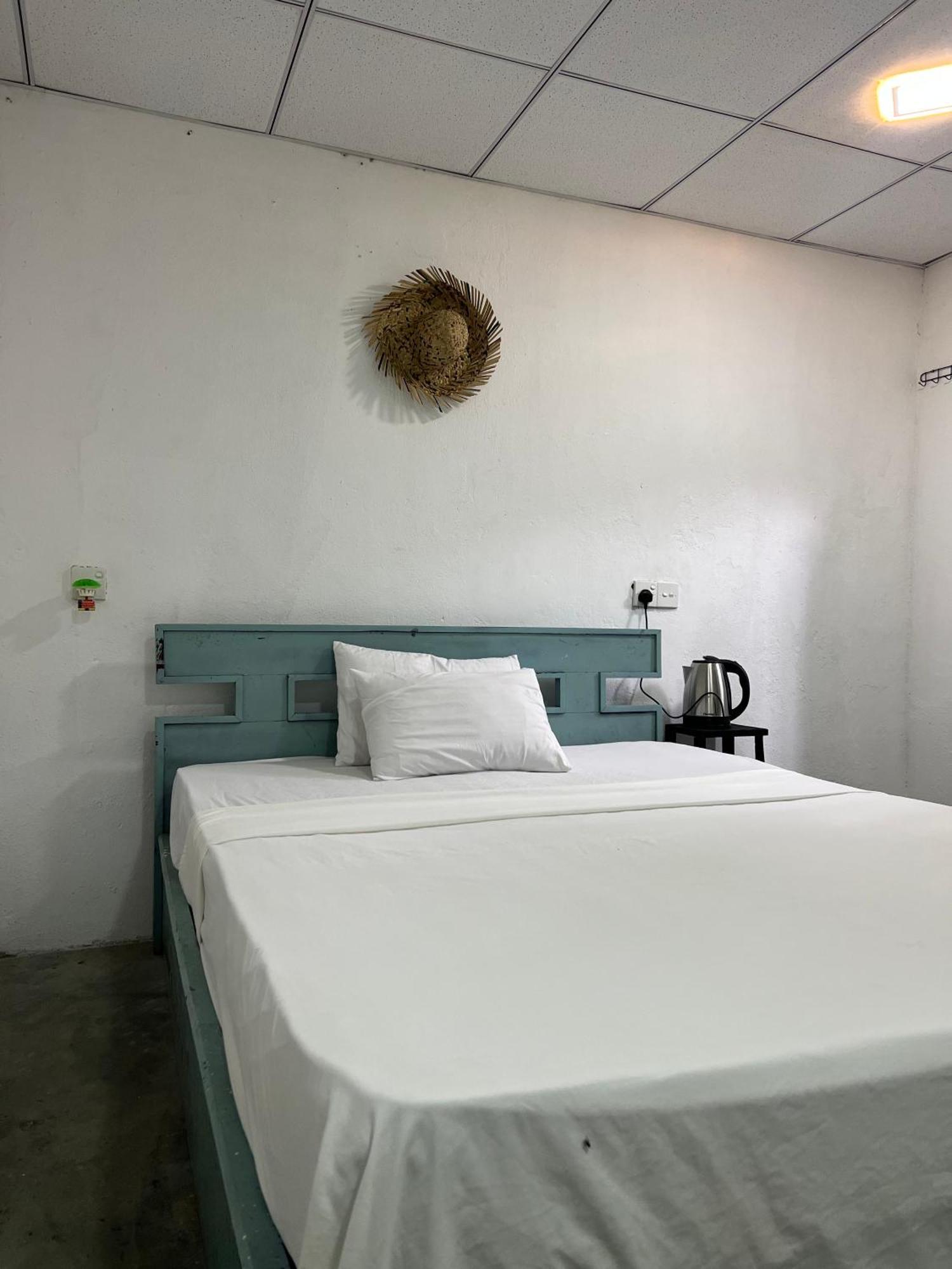 Albergue Cactus Arugambay Arugam Bay Exterior foto